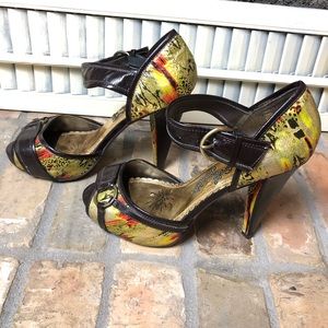 NAUGHTY MONKEY snake print peep toe heel shoes 9